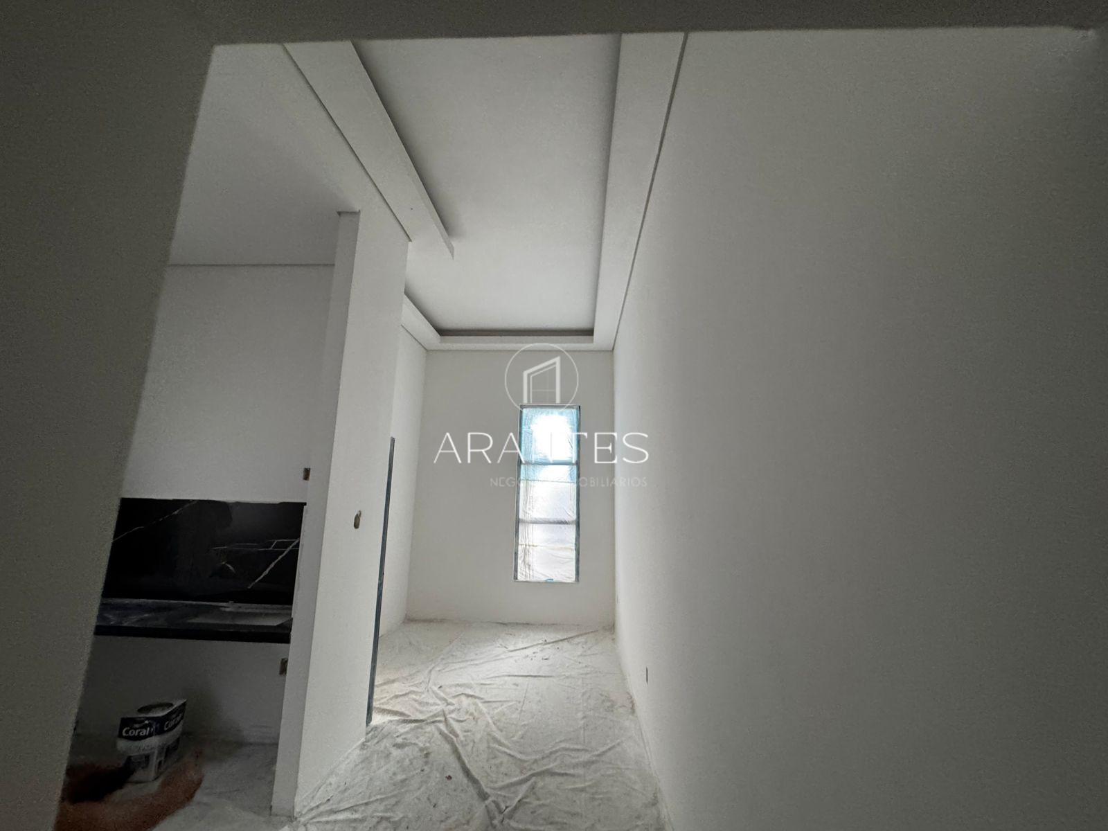 CASA AMPLA COM 3 QUARTOS  NO BELA VISTA DA LAGOA 